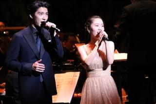 「ライオン・キング」賀来賢人＆門山葉子、オーケストラをバックに熱唱！