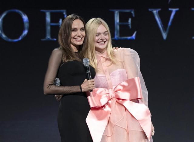 アンジェリーナ・ジョリーと エル・ファニング