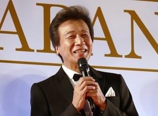 吉永小百合、天海祐希とともにレッドカーペット！「宝塚のスターになった気分」