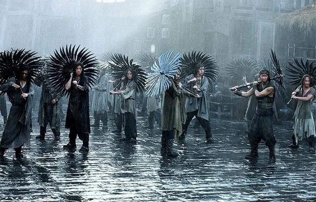 最強の槍VS最強の傘！チャン・イーモウ監督「SHADOW 影武者」本編映像