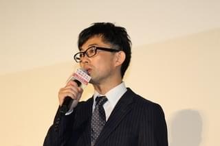 北川景子と年の差夫婦を演じた松重豊 撮影に現れた本物の夫・DAIGOと“微妙な三角関係”に!?