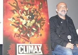 3年ぶり来日のギャスパー・ノエ「安全ベルトを締めて」 R18最新作「CLIMAX」をアピール