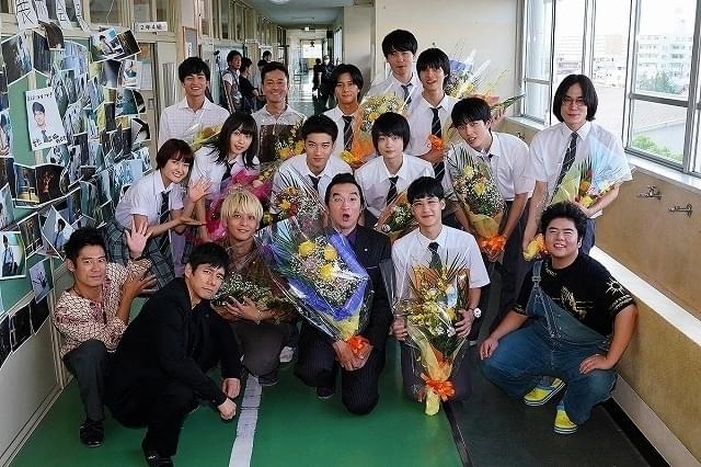 「任侠学園」西島秀俊、葵わかならの集合ショット公開！原作者がシリーズ化を熱望