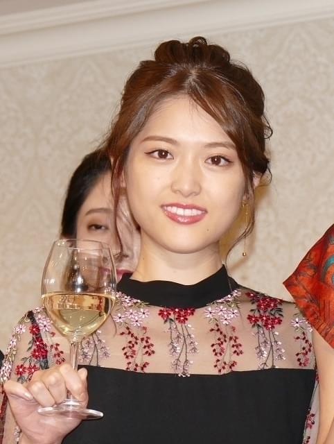 完成祝賀パーティに 出席した松村沙友理