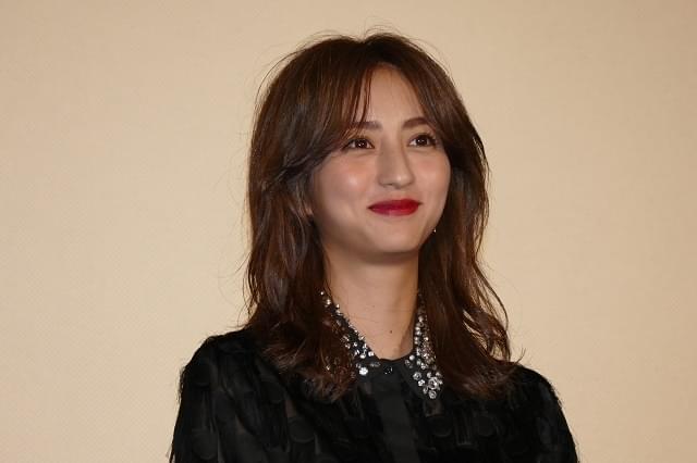 堀田茜、初主演作公開に安堵！結婚相手に求める条件は「笑いのツボが合う人」