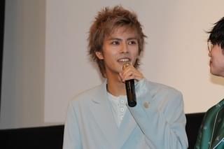 桜井日奈子、“ポーカーフェイス”間宮祥太朗のいたずらに戦々恐々！