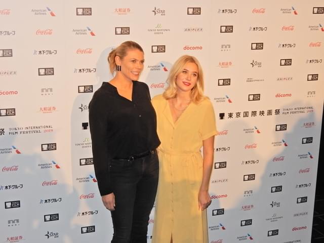 ヨールン・ミクレブスト・シーベシェン監督と 主演女優のヨセフィン・フリーダ・ペターセン