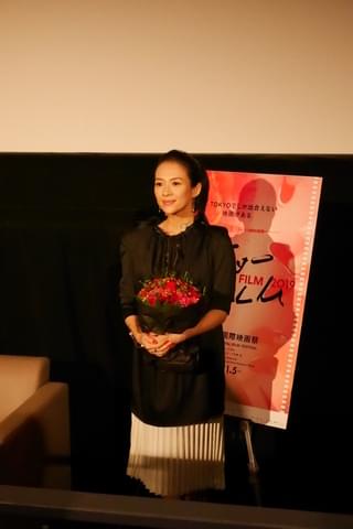 女優生活20周年のチャン・ツィイー、恩師チャン・イーモウ監督からの祝福に感無量