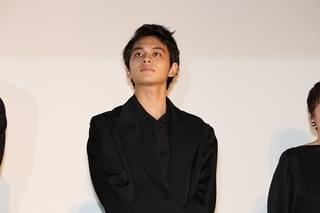 北村匠海、“お兄ちゃん”と慕う山崎まさよしからの誕生日プレゼントはギター！