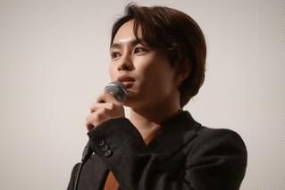 知英「超特急」のサプライズ登場に感激！ りゅうちぇるは対抗心むき出し