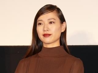 戸田恵梨香「なんで私はこんな声が低いんだろう」と苦笑い 森七菜に“驚がく”