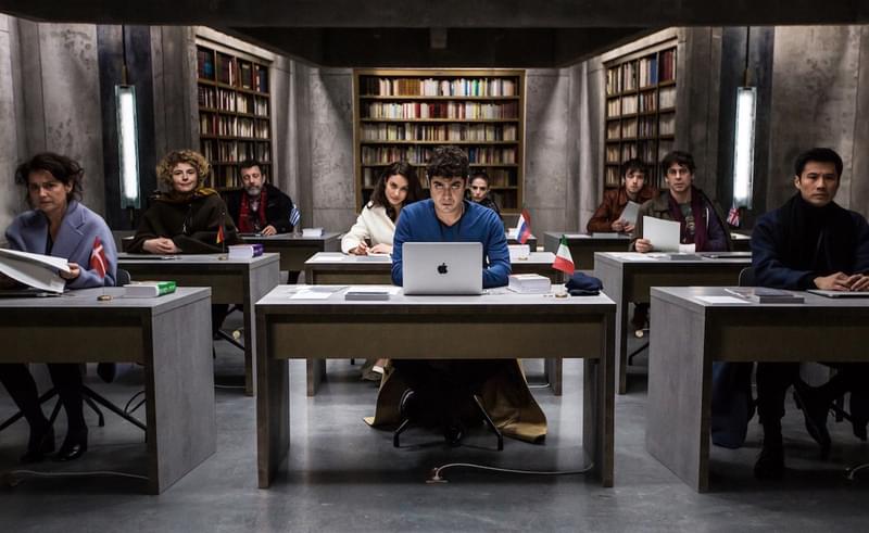 地下室に隔離された9人の翻訳家たち…「ダ・ヴィンチ・コード」シリーズ出版秘話に基づくミステリー、20年1月公開