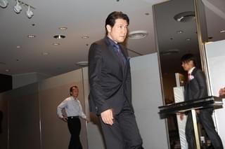 千葉真一、芸能生活60周年！ 新田真剣佑＆眞栄田郷敦＆真瀬樹里に“格言”を授ける