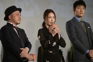 佐藤健「家族は未知の存在であり憧れ」 鈴木亮平＆松岡茉優が家族への思い吐露