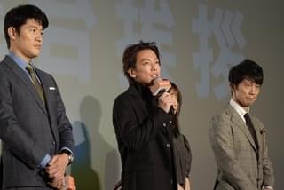 佐藤健「家族は未知の存在であり憧れ」 鈴木亮平＆松岡茉優が家族への思い吐露