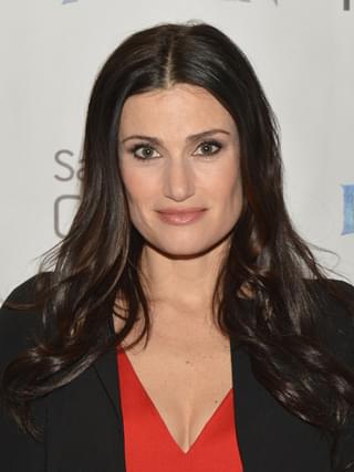 イディナ・メンゼル、実写版「シンデレラ」の継母役に交渉中