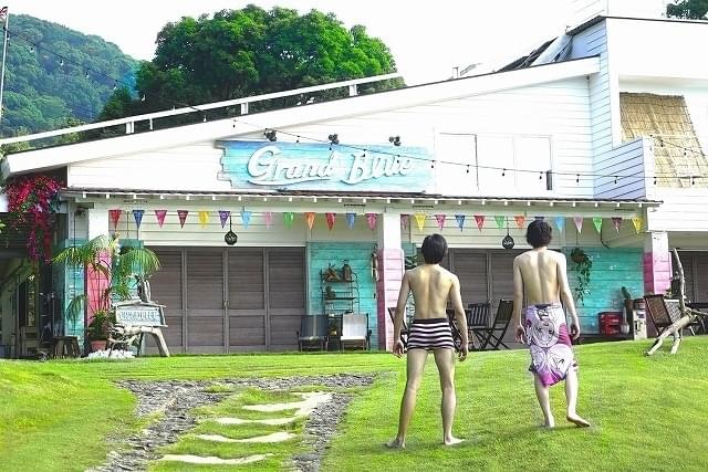 ギャグ＆裸満載のスキューバダイビング漫画「ぐらんぶる」実写映画化！英勉監督がメガホン