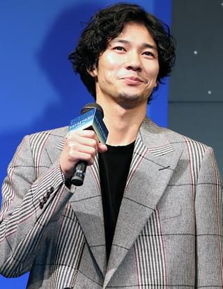 新田真剣佑、共演者らの入れ替わりたい願望にドヤ顔も「イヤだよ」