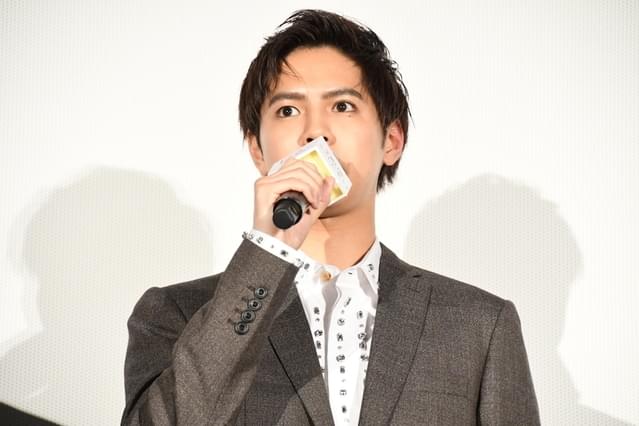 片寄涼太、鼻かじキスは橋本環奈に内緒だった！