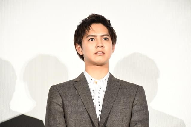 片寄涼太、鼻かじキスは橋本環奈に内緒だった！