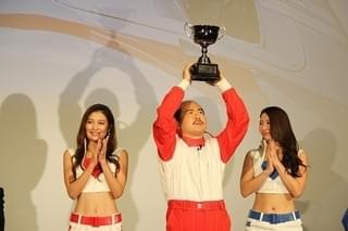 「フォードvsフェラーリ」は絶叫マシーン!?「トレンディエンジェル」が観客に注意喚起