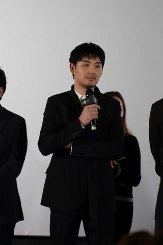 松田龍平、海外の映画祭で初受賞！ 綾野剛＆大友啓史監督と「影裏」ワールドプレミアに参加