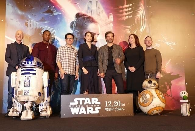 C-3POは悪役？「スター・ウォーズ」レジェンド俳優が「数日後にはわかる」とけん制