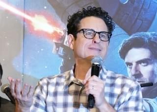 C-3POは悪役？「スター・ウォーズ」レジェンド俳優が「数日後にはわかる」とけん制