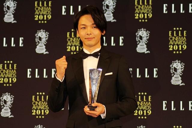 中村倫也、大活躍だった2019年を振り返る 恋愛ドラマの三角関係に絡む役に喜び
