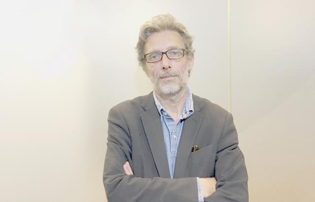 ニルス・タベルニエ監督