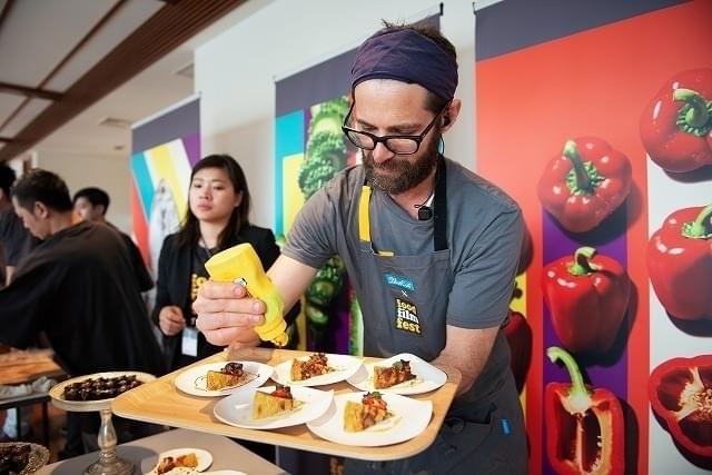 アフターパーティでは、シェフ自ら料理を振る舞ってくれる!