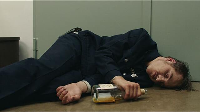 酒に飲まれた殺人鬼を描く「屋根裏の殺人鬼フリッツ・ホンカ」より