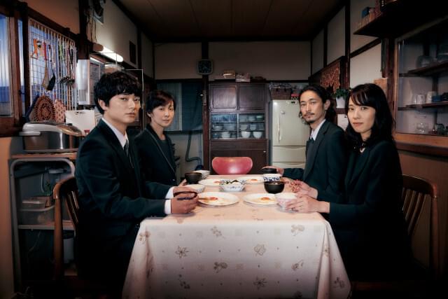 オープニングで上映