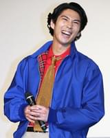 上映会に出席した賀来賢人