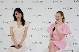 アマンダ・セイフライド＆戸田恵梨香が美の競演！「ランコム」新製品発表会