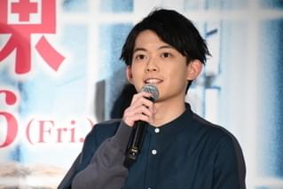 永野芽郁、映画単独初主演・坂口健太郎の座長ぶりに最敬礼