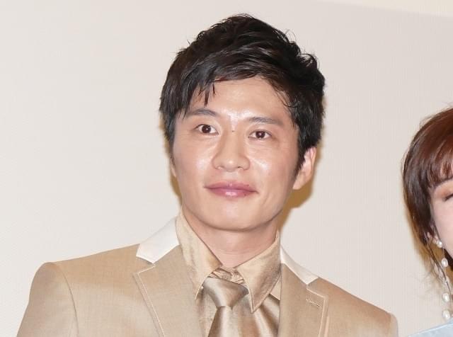 初日挨拶に立った田中圭