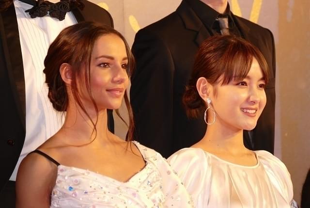 アカデミー賞監督のトム・フーパーが来日、「キャッツ」日本語吹き替え版を許可した理由は？