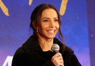 アカデミー賞監督のトム・フーパーが来日、「キャッツ」日本語吹き替え版を許可した理由は？