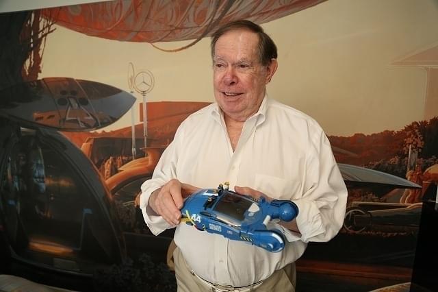 2019年12月30日に86歳で逝去した工業デザイナー、シド・ミードさん