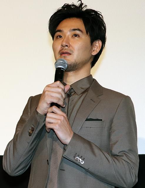 綾野剛、「影裏」で初共演の松田龍平の冷めん論に苦笑「ちゃんとしようよ」