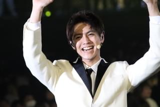 片寄涼太、自身初のソロ曲を生披露！白濱亜嵐らとの「貴族降臨」イベントに1万1000人が熱狂