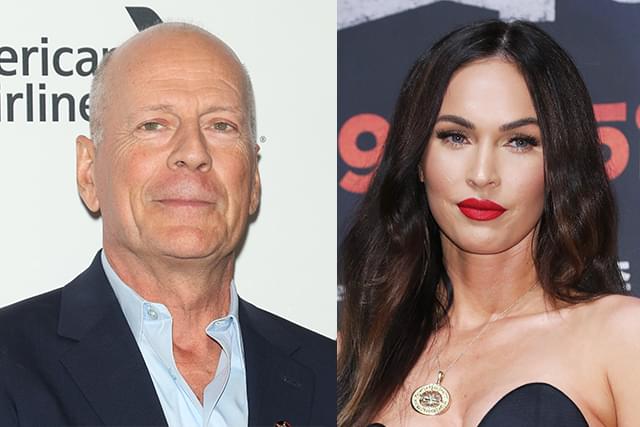 ブルース・ウィリス(左)とミーガン・フォックス