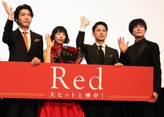 夏帆、妻夫木聡らからバラの花束に感慨「30代に向けてのターニングポイントに」