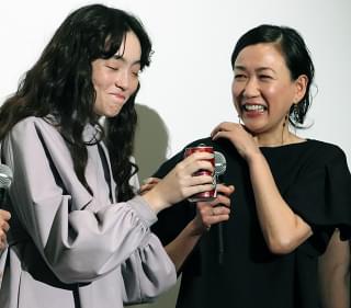 モトーラ世理奈、台湾の天天まんじゅうがお気に入りも“湿布味”飲料には渋面