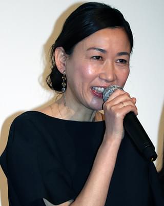 モトーラ世理奈、台湾の天天まんじゅうがお気に入りも“湿布味”飲料には渋面