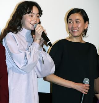 モトーラ世理奈、台湾の天天まんじゅうがお気に入りも“湿布味”飲料には渋面