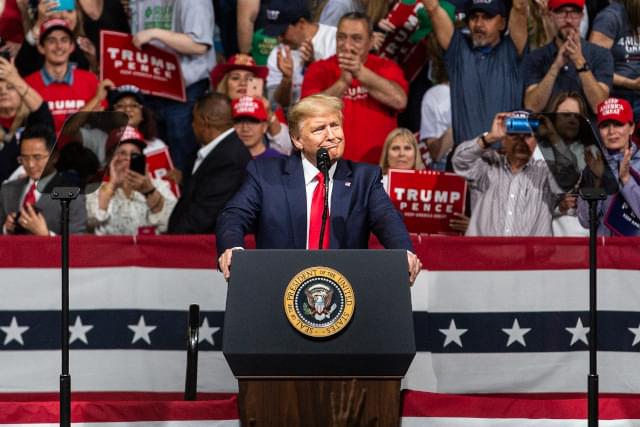 再選へ向けた選挙集会で暴言