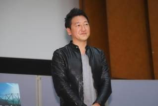 ウーマン村本、「分断」をめぐる10代の頃の思い出を語る