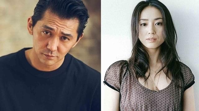 ナレーションを担当する村上淳(左)&中村優子
